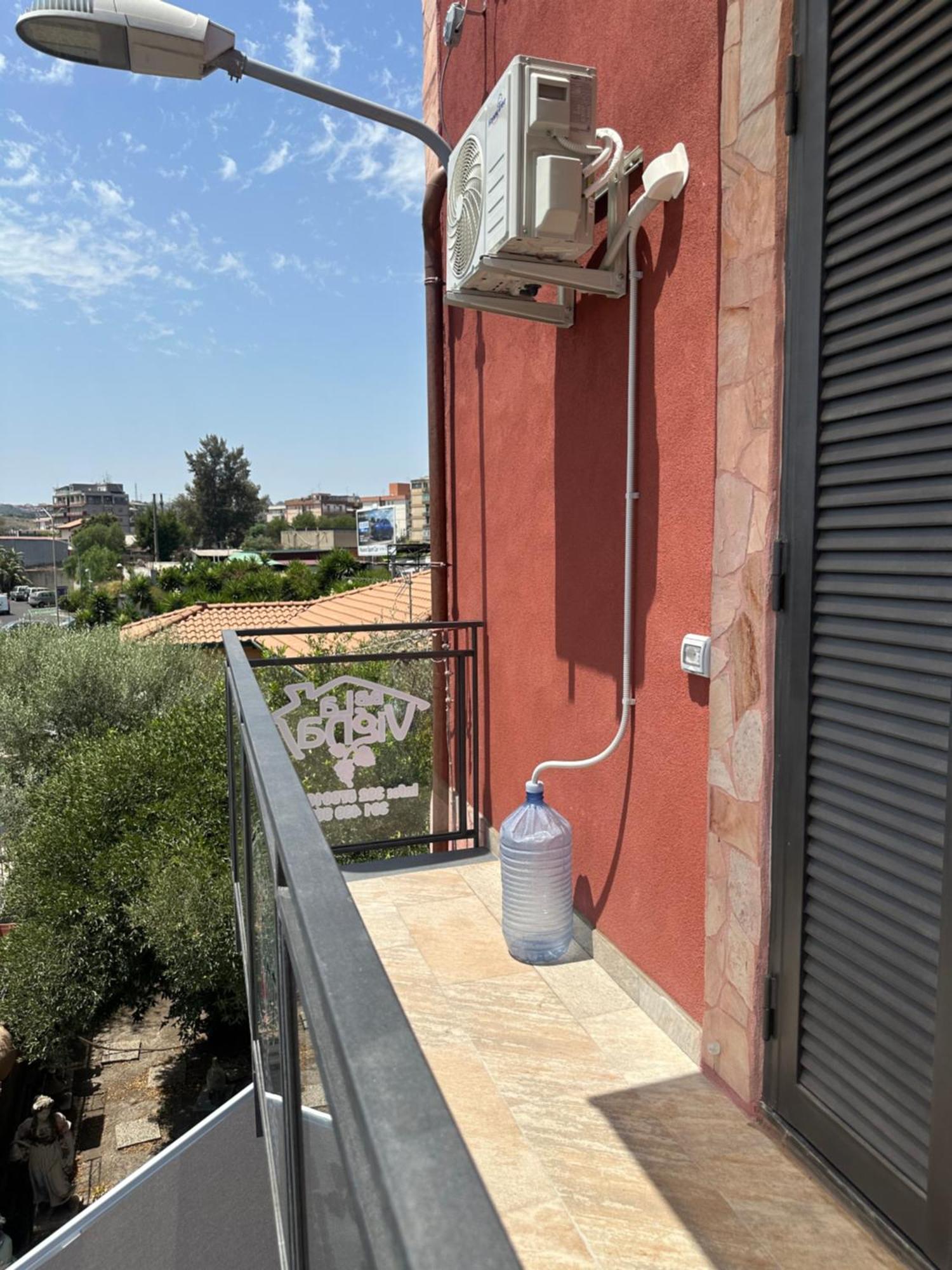 카타니아 Casa La Vigna B&B 외부 사진